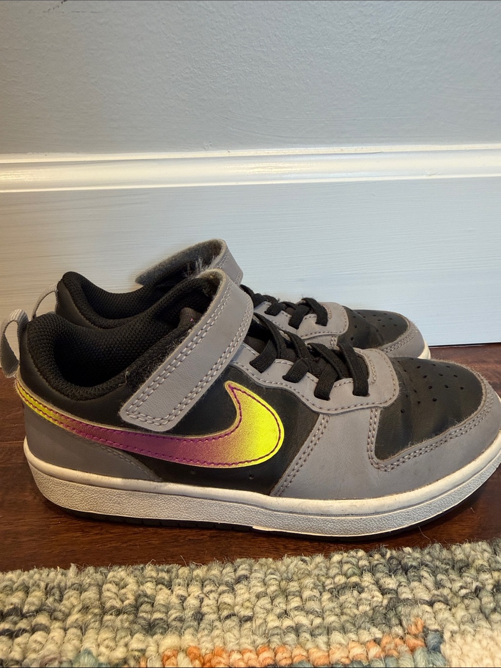 Kid Nikes